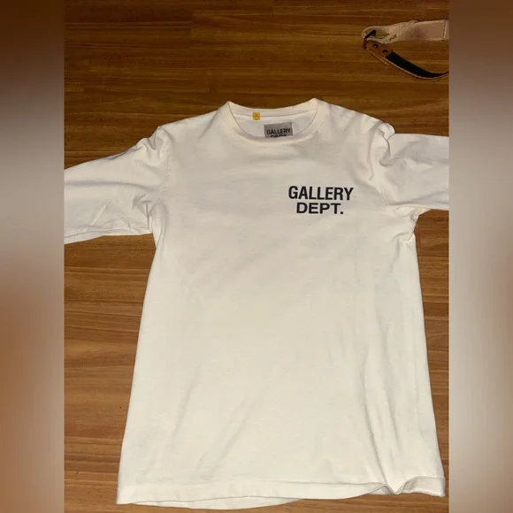 【GALLERY DEPT.】Art That Kills Reversible Crewneck Buy Gallery Dept. Art That Kills Reversible Crewneck